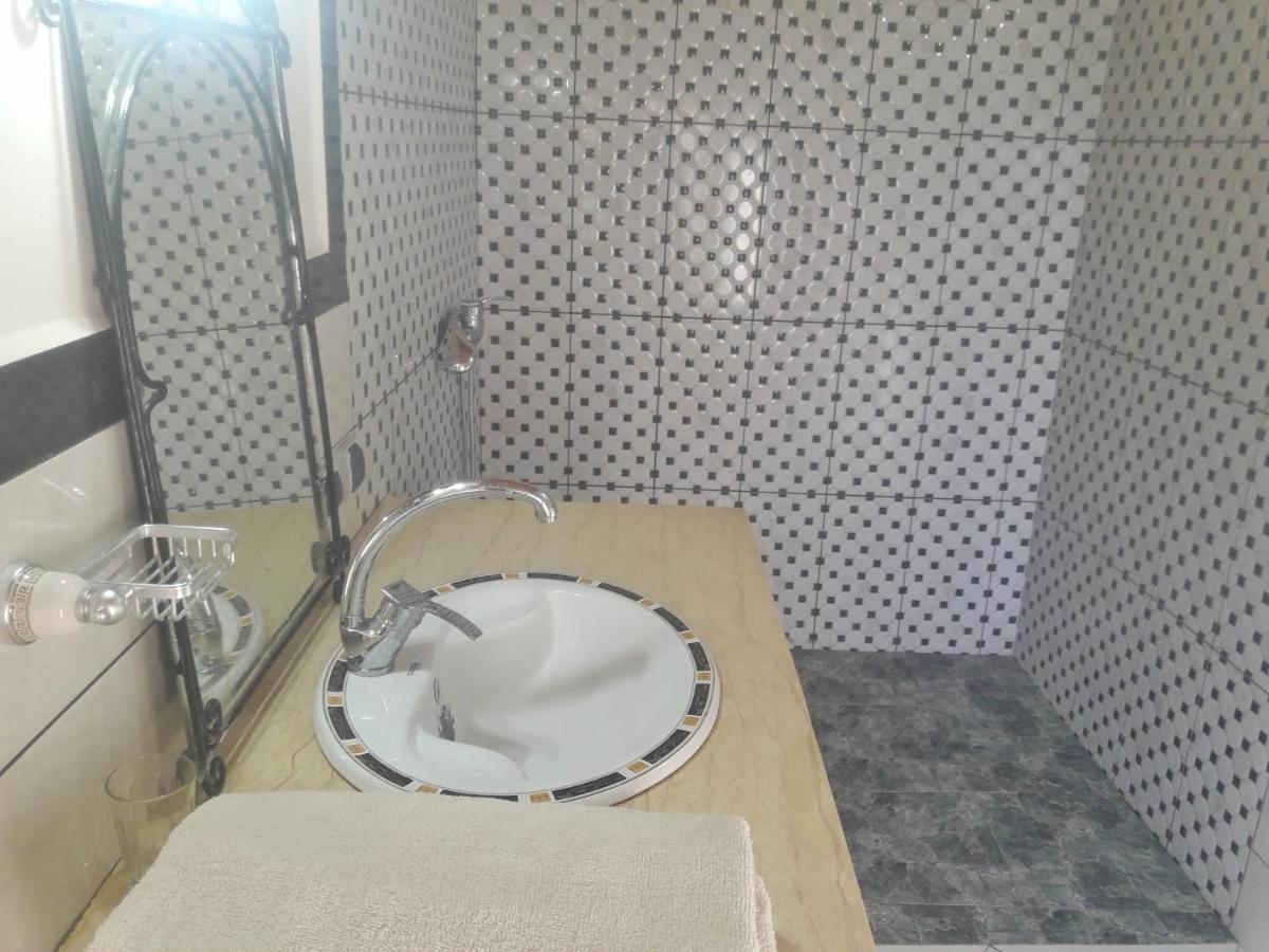 Riad Amodou Тингир Экстерьер фото